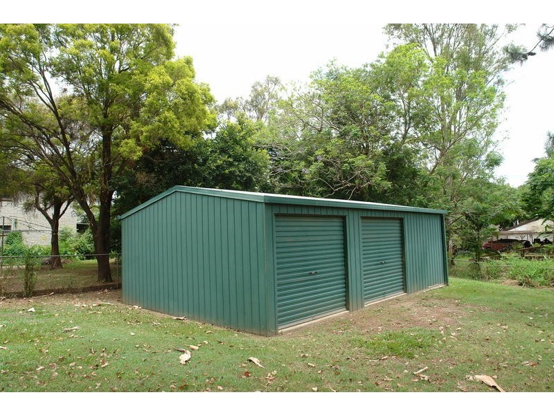 194 Brisbane Tce, Goodna QLD 4300